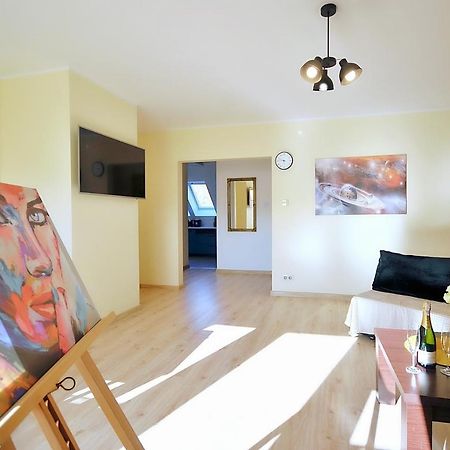 50 M Do Plazy Thobruk Apartamenty Piekna Dama Z Kolobrzegu Exterior foto
