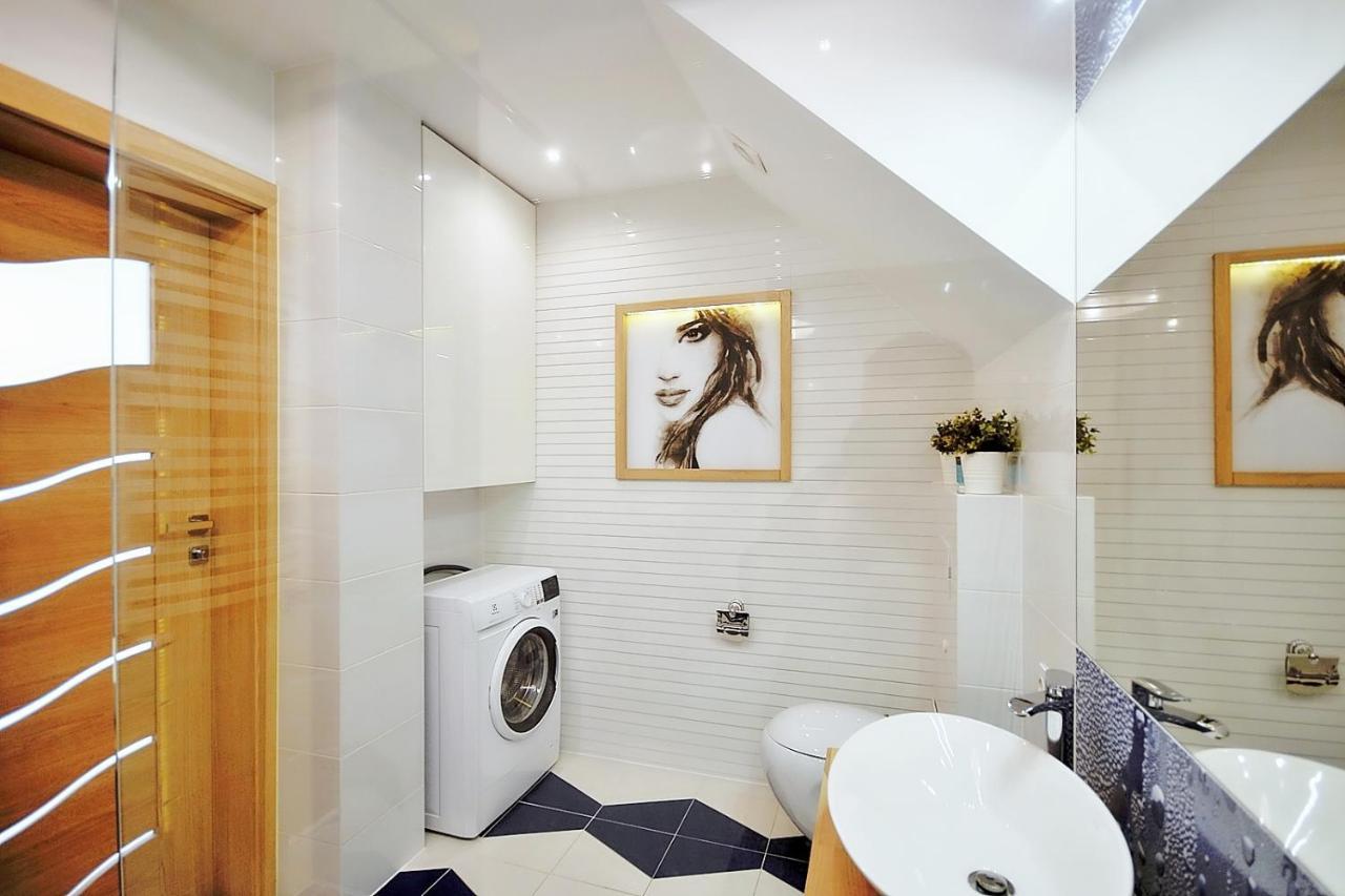 50 M Do Plazy Thobruk Apartamenty Piekna Dama Z Kolobrzegu Exterior foto