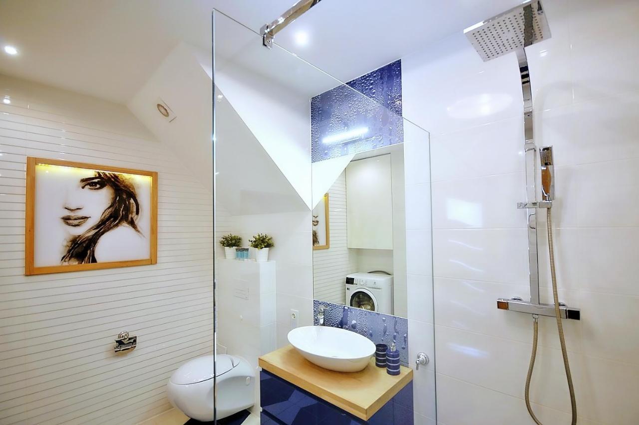 50 M Do Plazy Thobruk Apartamenty Piekna Dama Z Kolobrzegu Exterior foto