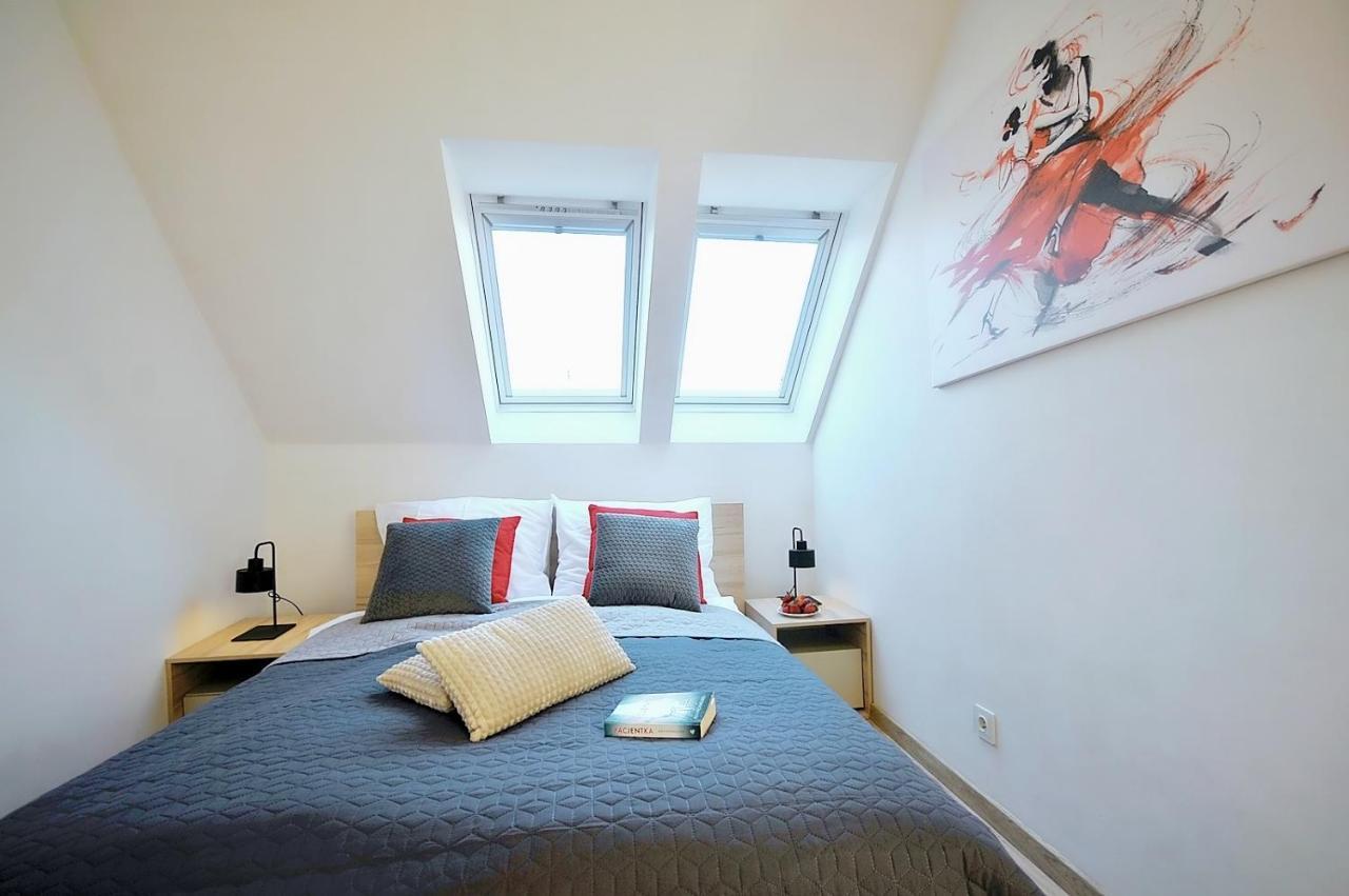 50 M Do Plazy Thobruk Apartamenty Piekna Dama Z Kolobrzegu Exterior foto