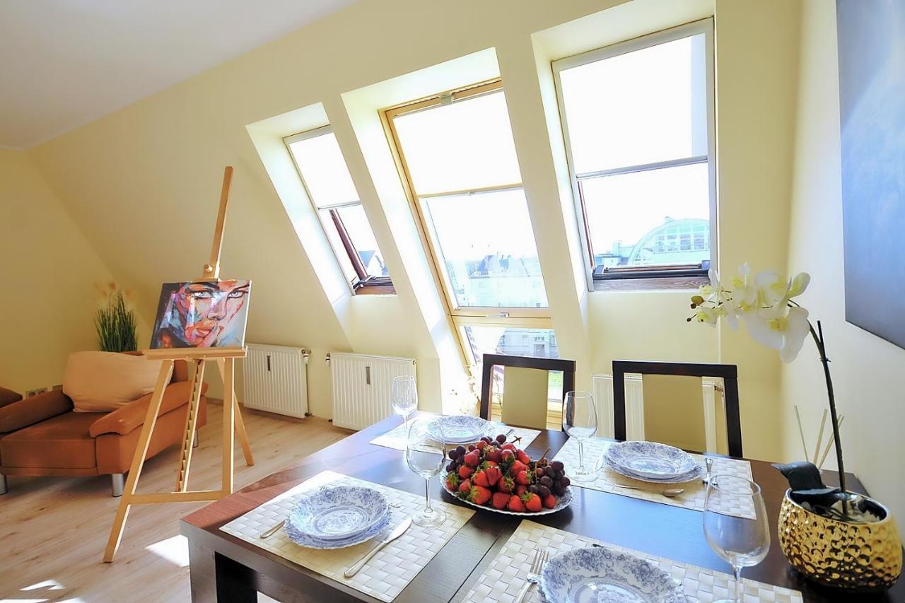 50 M Do Plazy Thobruk Apartamenty Piekna Dama Z Kolobrzegu Exterior foto